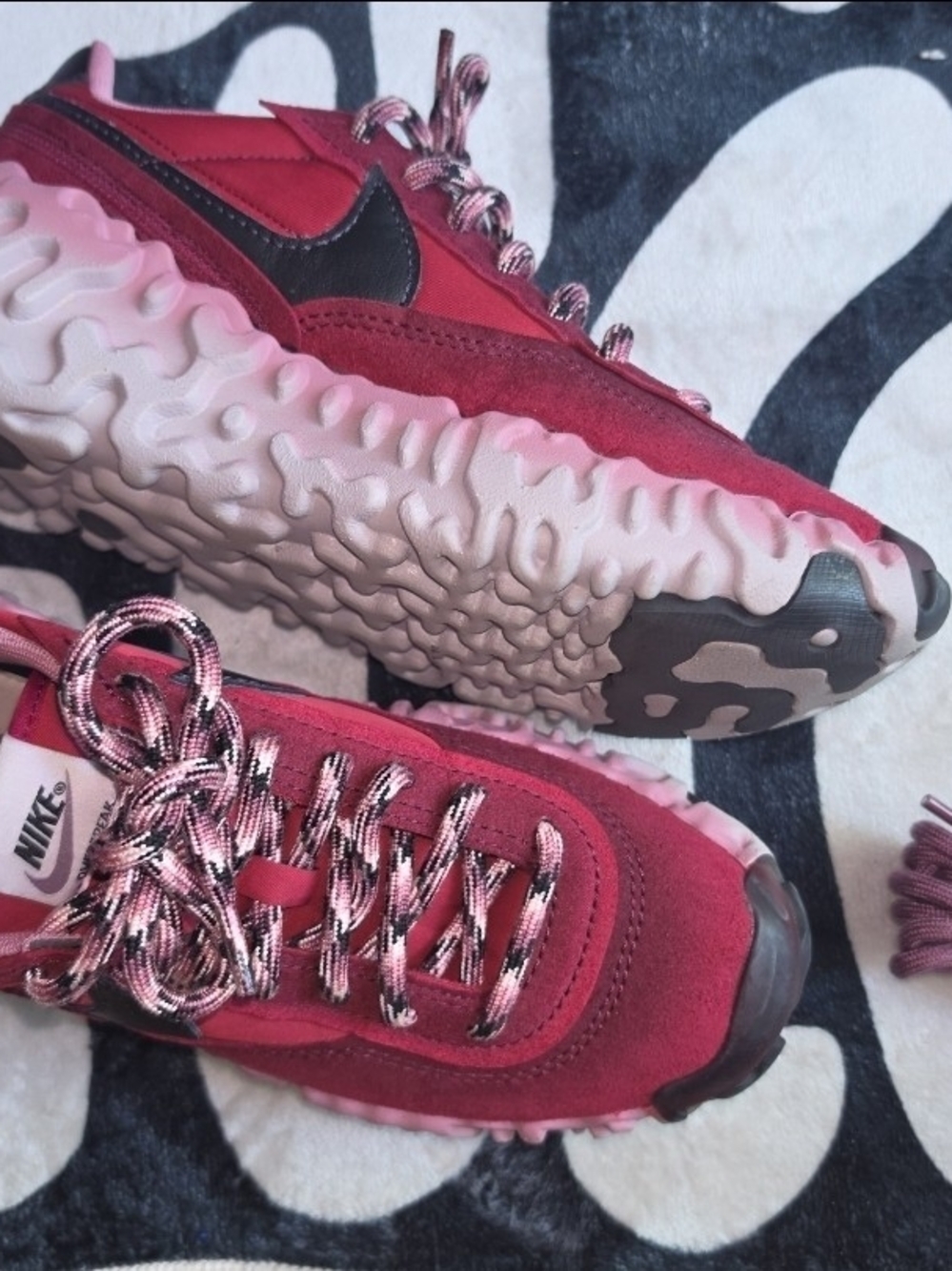 Nike Overbreak Crimson Sneakers